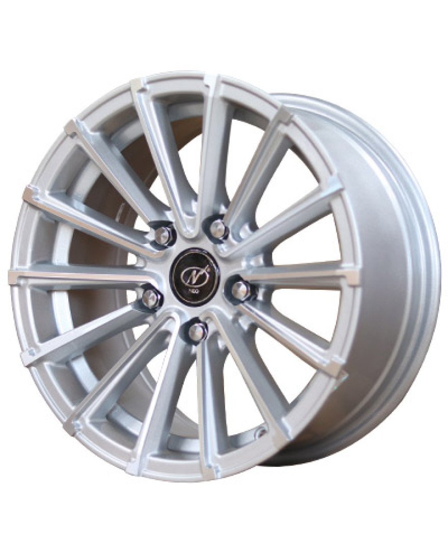 Glider 15in SM finish. The Size of alloy wheel is 15x7 inch and the PCD is 5x114.3(SET OF 4)