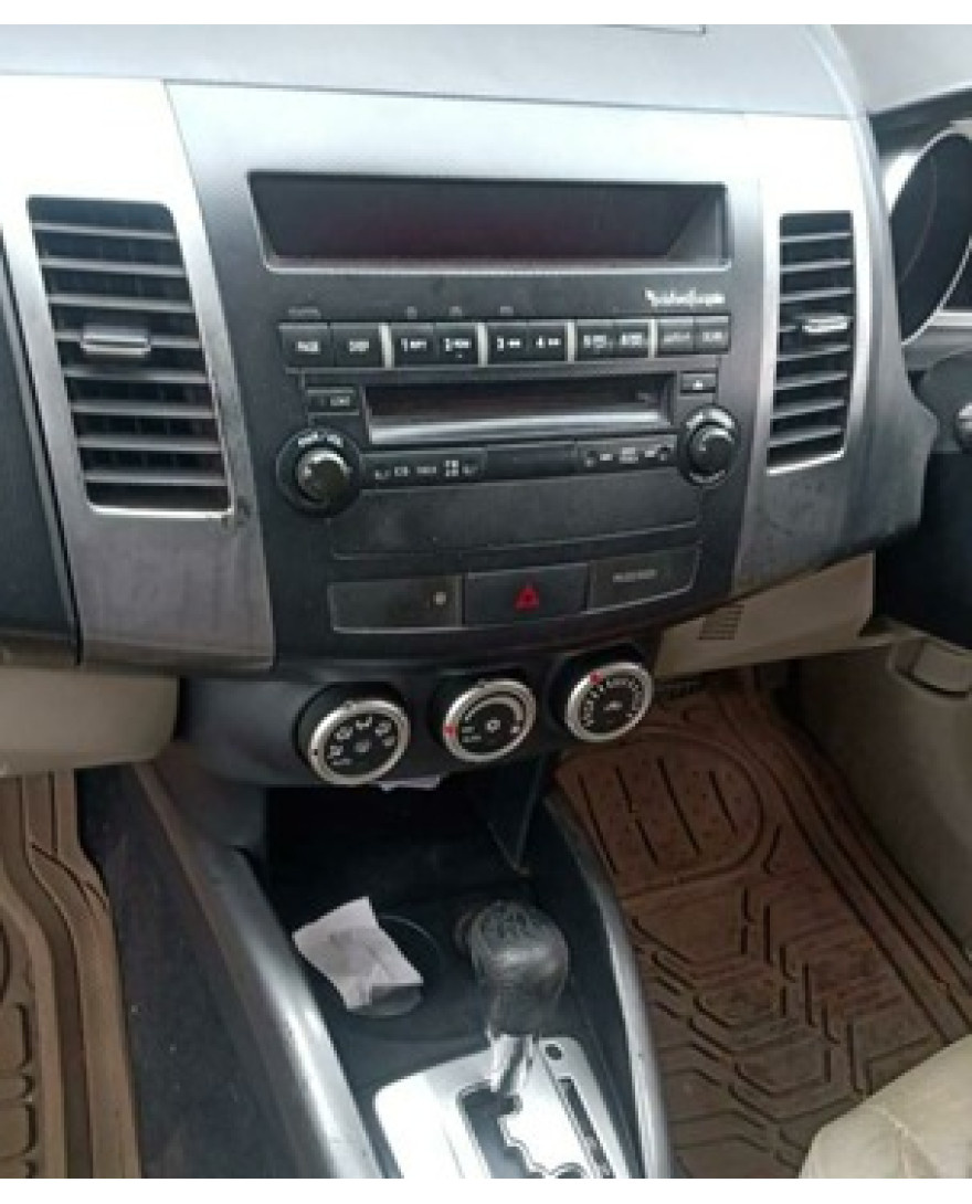 Global Byte 7Inch 2 Din Radio Audio Installation Facia Kit for Mitsubishi Outlander before 2012| FA-MT03/OL