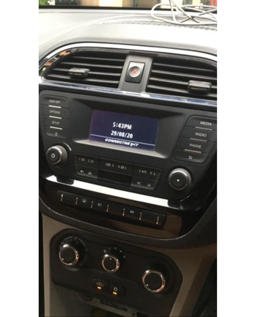 Global Byte Mahindra TUV 300 With Sytem Model 7 inch 2 Din Radio Installation Facia Kit| FA-TUV300