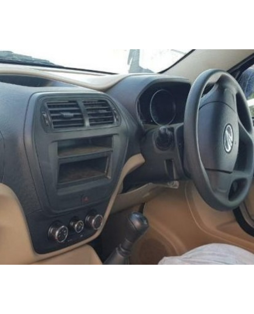 Global Byte Mahindra TUV 300 Basic Modal Without System 7 inch 2 Din Radio Radio Installation Facia Kit| FA-TUV300-BS